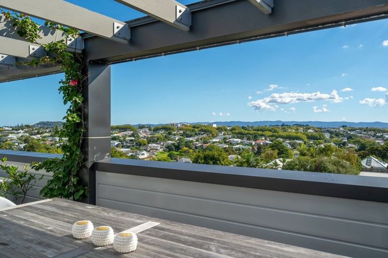 Photo of property in 1d/2 Dickens Street, Grey Lynn, Auckland, 1021