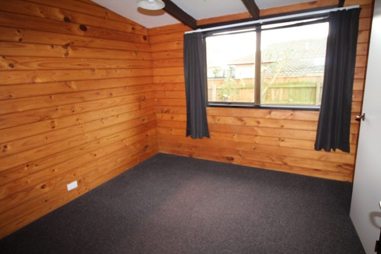 Photo of property in 7 Newton Place, Westbrook, Palmerston North, 4412