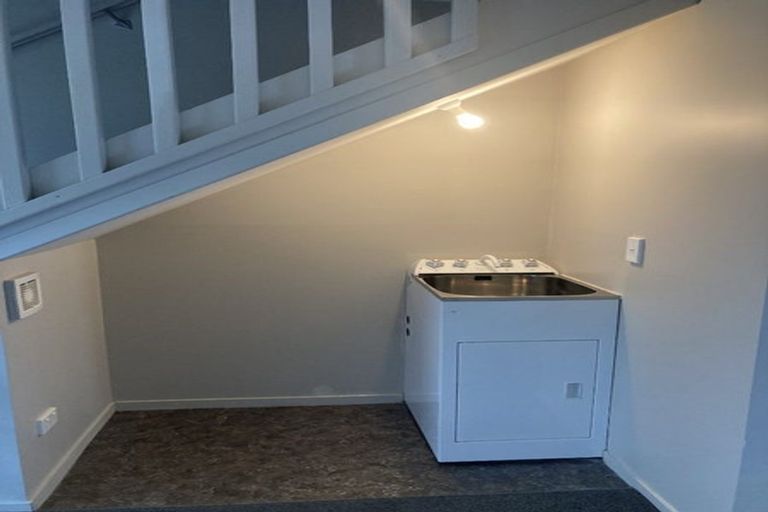 Photo of property in 5c Snead Place, Hamilton East, Hamilton, 3216