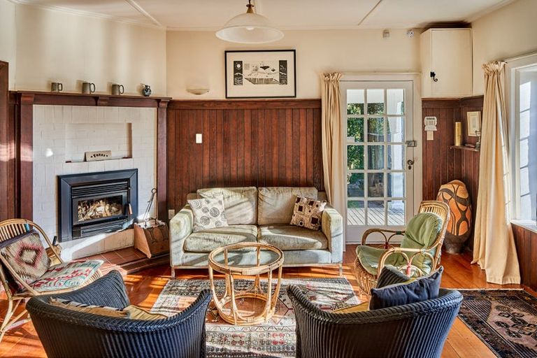 Photo of property in 41 Kotari Road, Days Bay, Lower Hutt, 5013