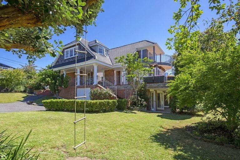 Photo of property in 44 Pah Road, Cockle Bay, Auckland, 2014