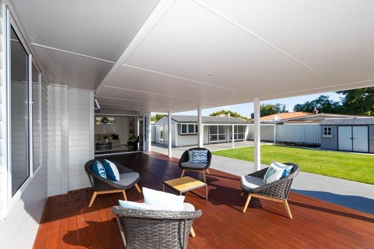 Photo of property in 39 Lipscombe Crescent, Havelock North, 4130