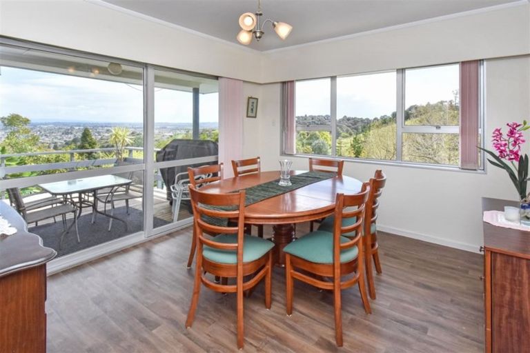 Photo of property in 226 Settlement Road, Papakura, 2110