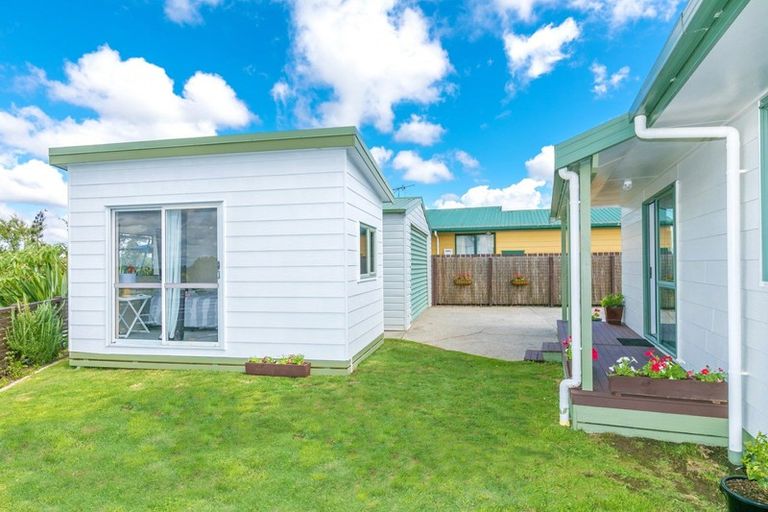 Photo of property in 43 Baverstock Road, Nawton, Hamilton, 3200