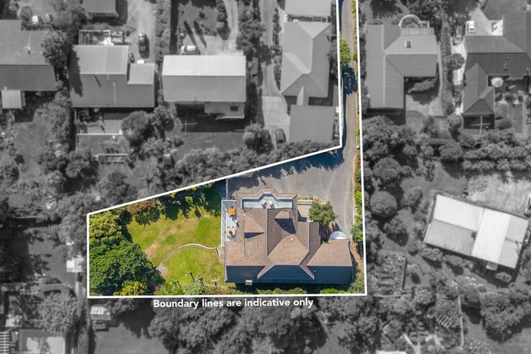 Photo of property in 105 Winara Avenue, Waikanae, 5036