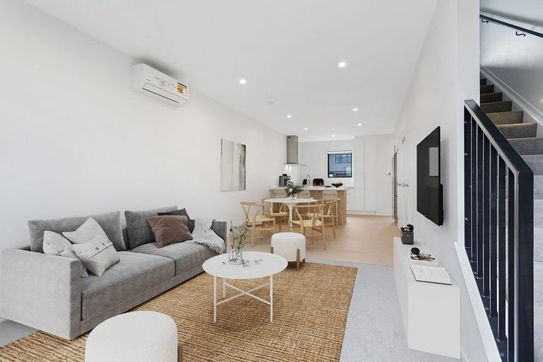 Photo of property in 8 Nuku Place, Manurewa, Auckland, 2102