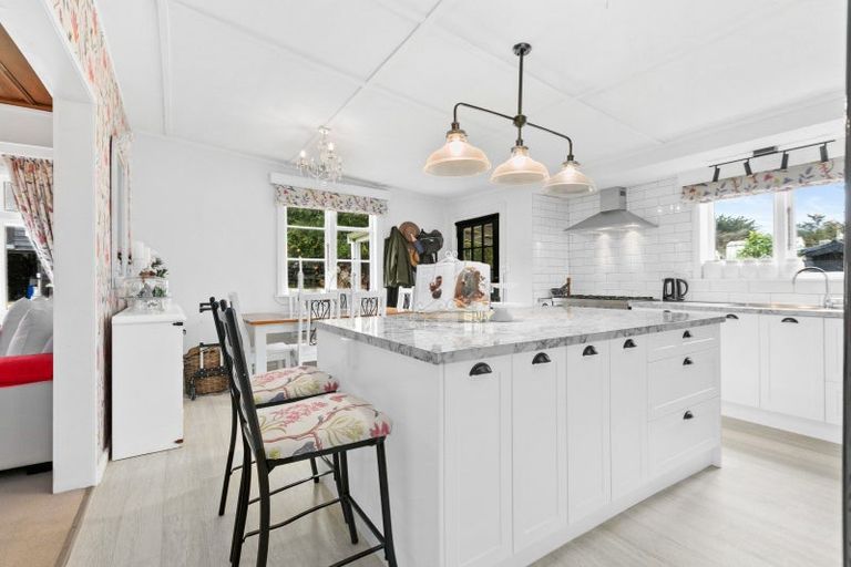 Photo of property in 3 Adolphus Street, Norsewood, 4974