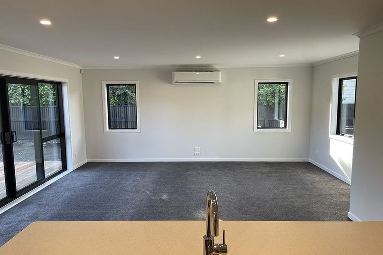 Photo of property in 14b Gloucester Street, Takaro, Palmerston North, 4412
