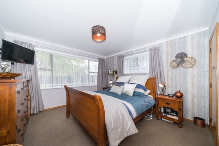 Photo of property in 14 Pitama Road, Awapuni, Palmerston North, 4412