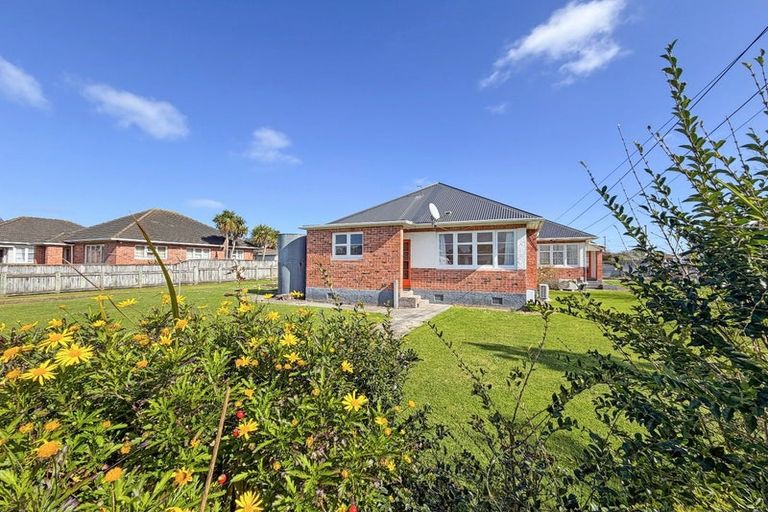 Photo of property in 2 White Street, Whanganui East, Whanganui, 4500