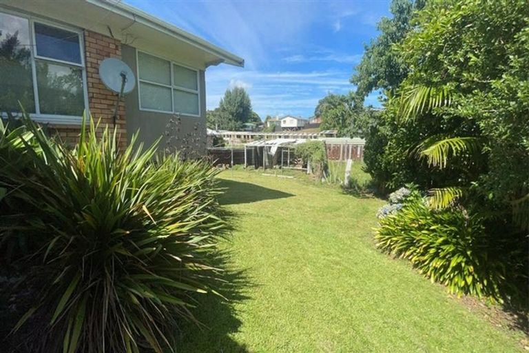 Photo of property in 59 Beaumonts Way, Manurewa, Auckland, 2102