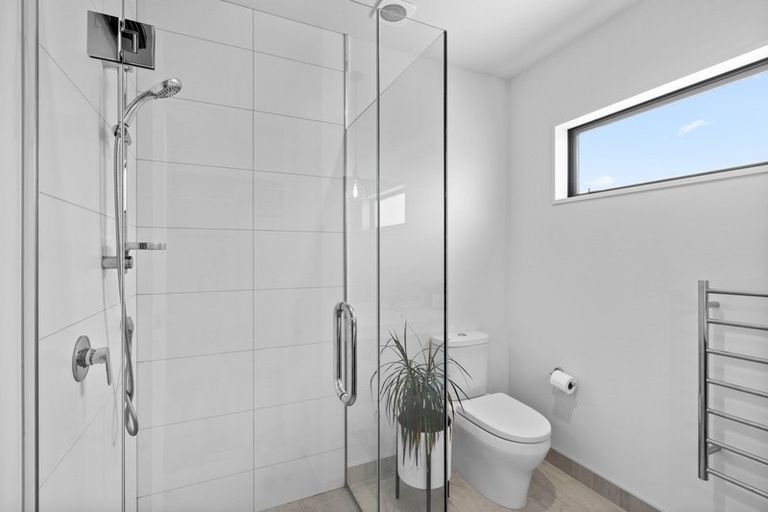 Photo of property in 45 West Meadows Drive, Wanaka, 9305