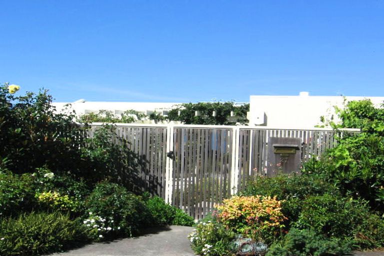 Photo of property in 27 Kabul Street, Khandallah, Wellington, 6035