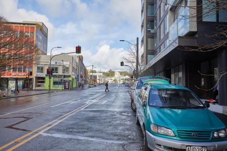 Photo of property in Vsp Nothern Tower, 1/166c Victoria Street, Te Aro, Wellington, 6011