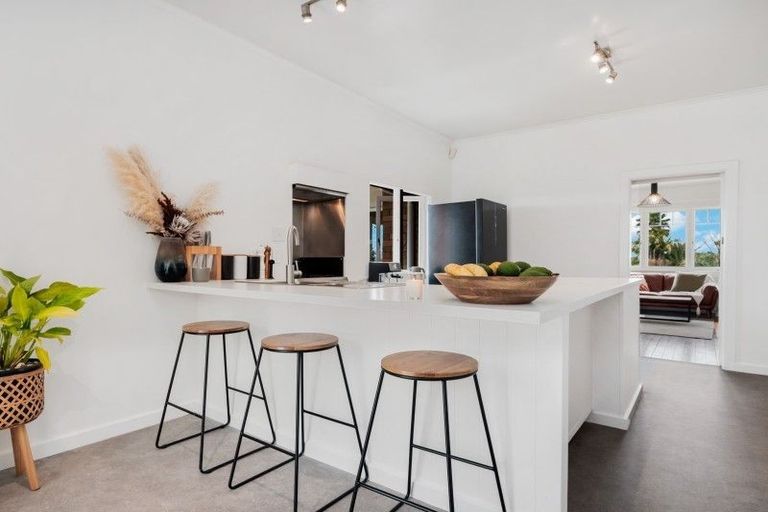 Photo of property in 94 Fourth Avenue, Woodhill, Whangarei, 0110