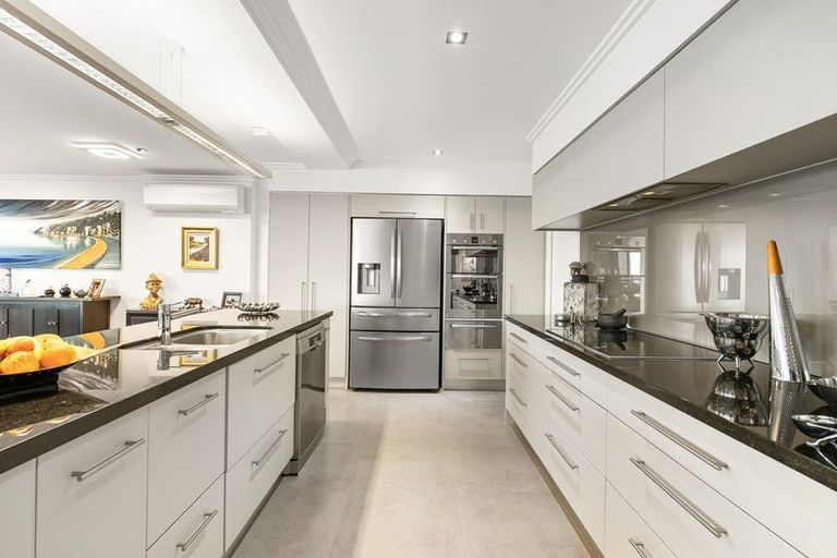 Photo of property in 3/104 Harbour Drive, Otumoetai, Tauranga, 3110