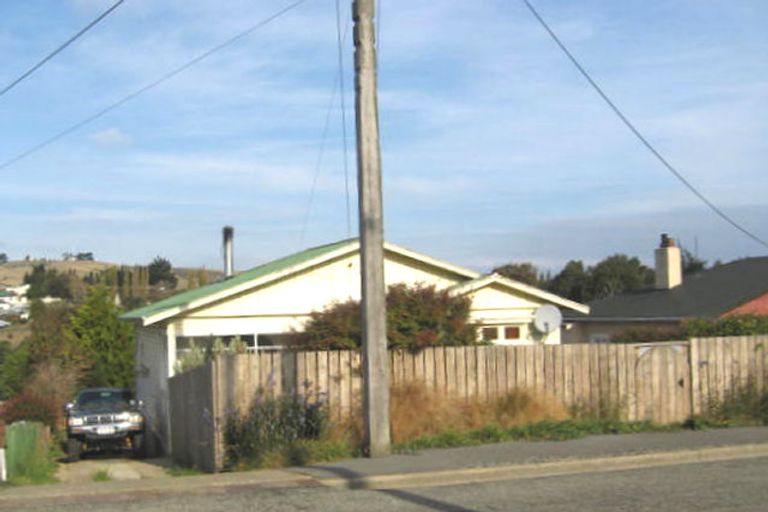 Photo of property in 10 Kelvin Street, South Hill, Oamaru, 9400