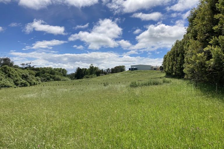 Photo of property in 1339 Main North Road, Urenui, 4375