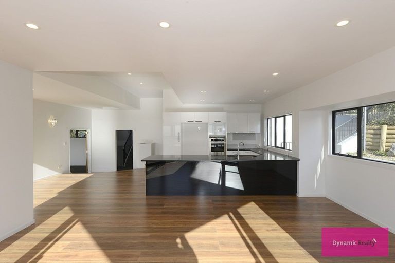 Photo of property in 139 Mount Pleasant Road, Mount Pleasant, Christchurch, 8081