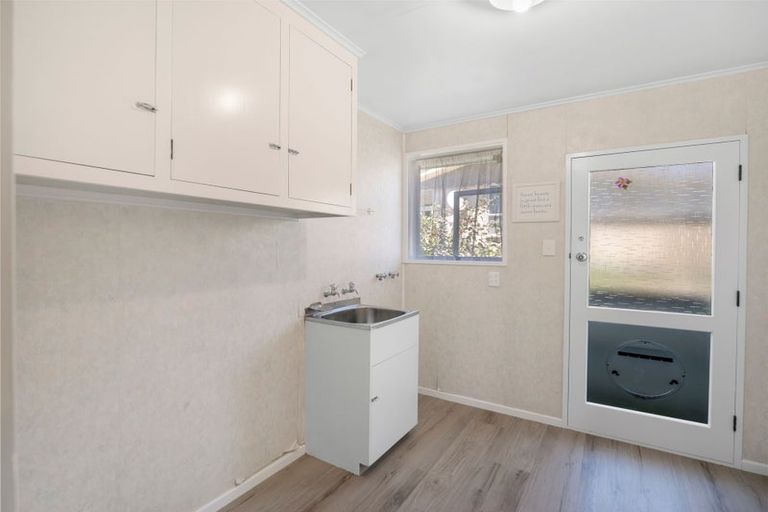 Photo of property in 37 Awamoa Road, Holmes Hill, Oamaru, 9401