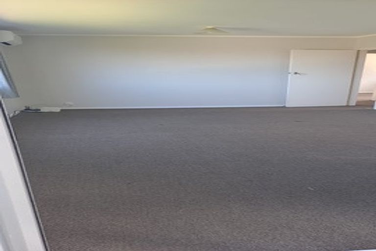 Photo of property in 16 Ceres Crescent, Johnsonville, Wellington, 6037