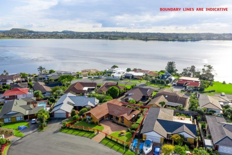 Photo of property in 9 Essington Place, Half Moon Bay, Auckland, 2012