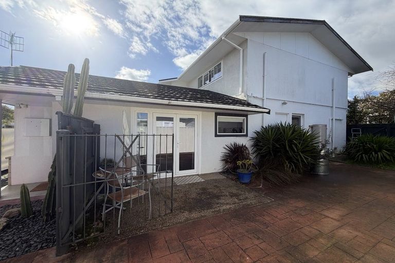 Photo of property in 5/16 Guthrie Road, Havelock North, 4130
