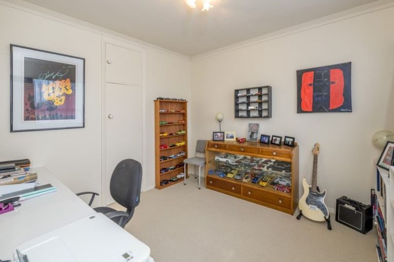 Photo of property in 8 Churchill Street, Levin, 5510