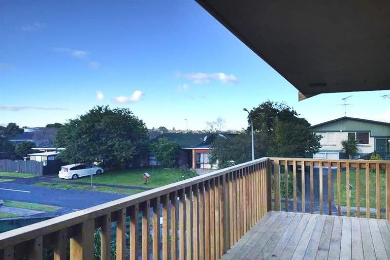 Photo of property in 5 Binda Place, Botany Downs, Auckland, 2010