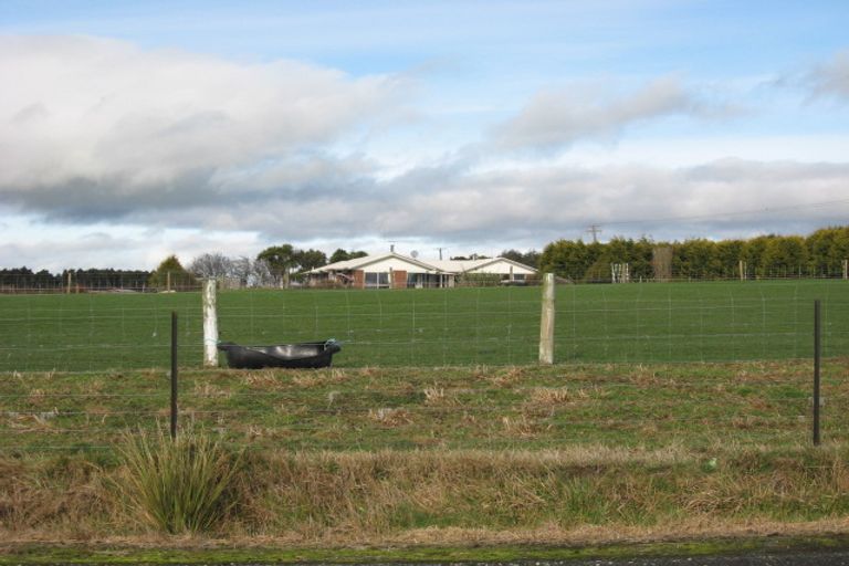 Photo of property in 2 Bay View Road, Woodend, Invercargill, 9877