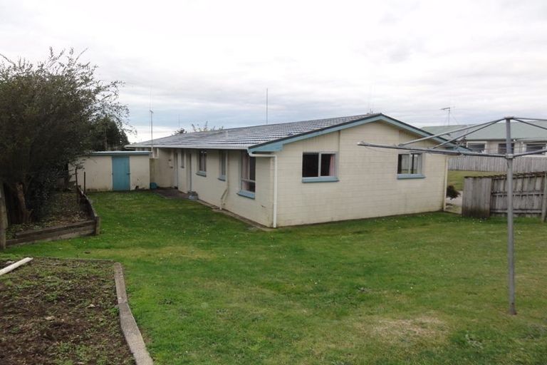 Photo of property in 2a Baverstock Road, Nawton, Hamilton, 3200