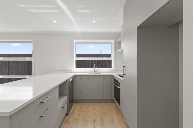 Photo of property in 4 Adzebill Court, Rototuna North, 3210