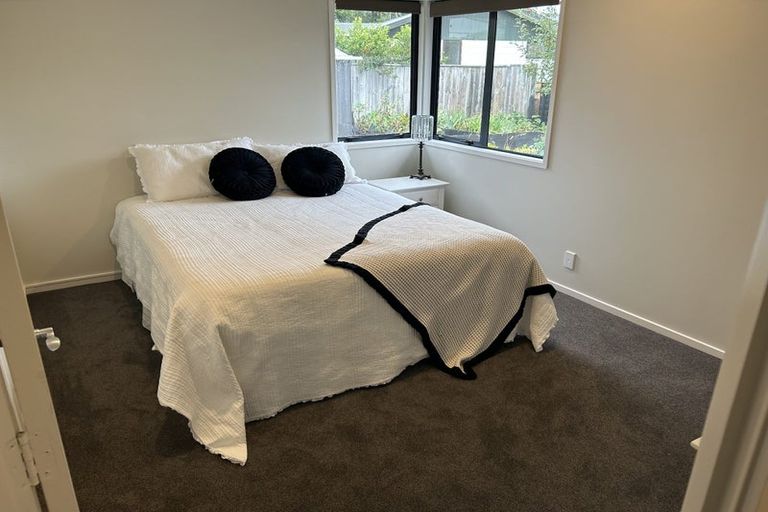 Photo of property in 14 Lakemere Way, Kinloch, Taupo, 3377