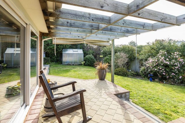 Photo of property in 14 Eastwood Rise, Waimairi Beach, Christchurch, 8083