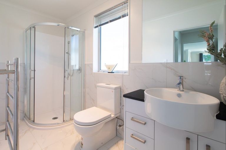 Photo of property in 52 Tupelo Street, Pukete, Hamilton, 3200