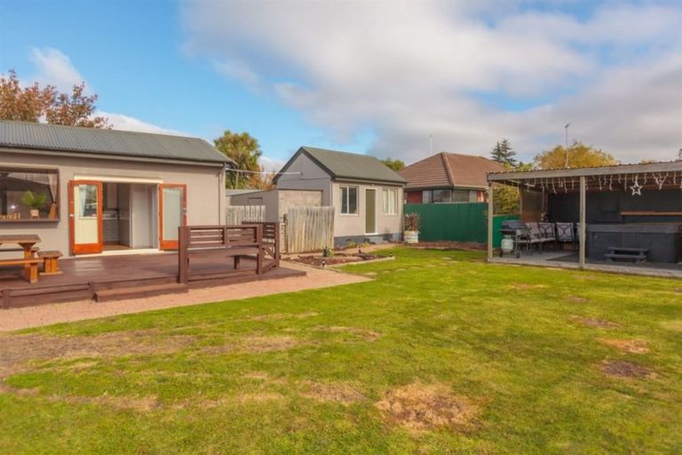 Photo of property in 35 Hei Hei Road, Hei Hei, Christchurch, 8042