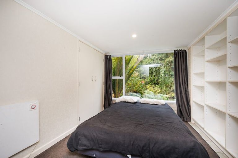Photo of property in 140 Aokautere Drive, Fitzherbert, Palmerston North, 4410