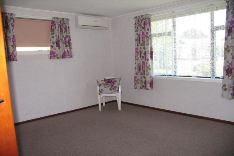 Photo of property in 15 Olivia Street, Stratford, 4332