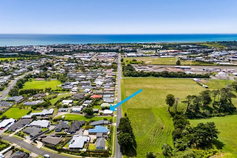 Photo of property in 112 Smart Road, Glen Avon, New Plymouth, 4312