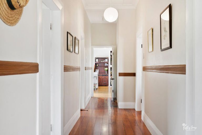 Photo of property in 27 Donnellys Station Road, Donnellys Crossing, Dargaville, 0379