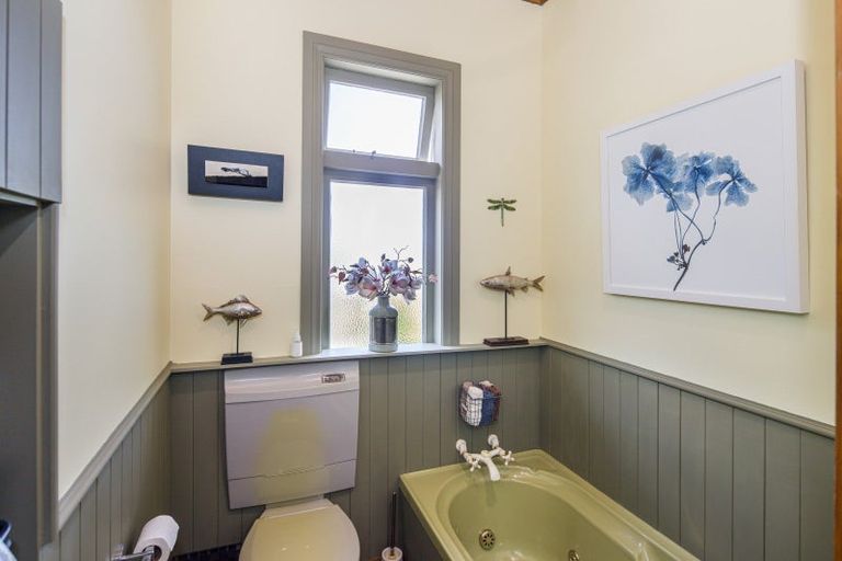 Photo of property in 45 Sheridan Terrace, Johnsonville, Wellington, 6037