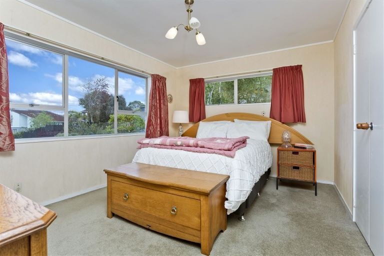 Photo of property in 2/2 Northwick Place, Hillcrest, Auckland, 0627