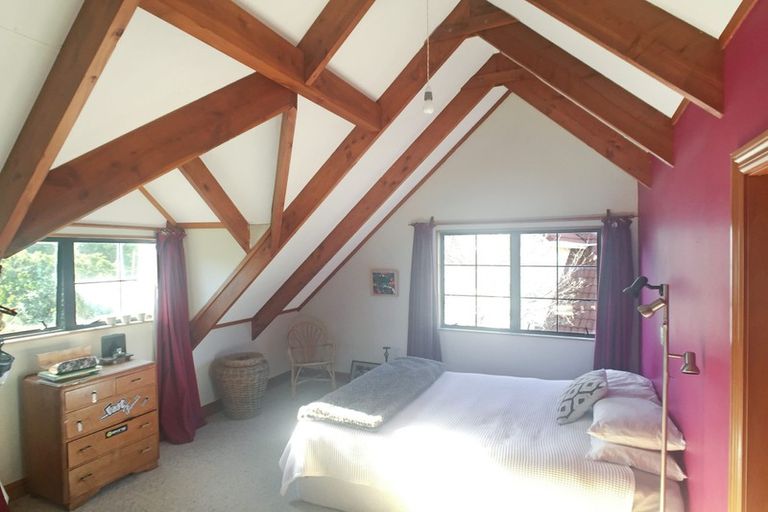 Photo of property in 409 Karori Road, Karori, Wellington, 6012