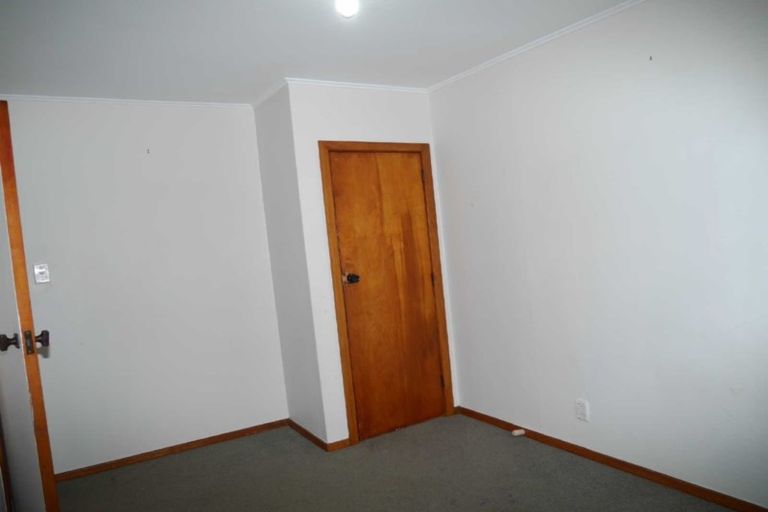 Photo of property in 7-9 York Place, Cannons Creek, Porirua, 5024