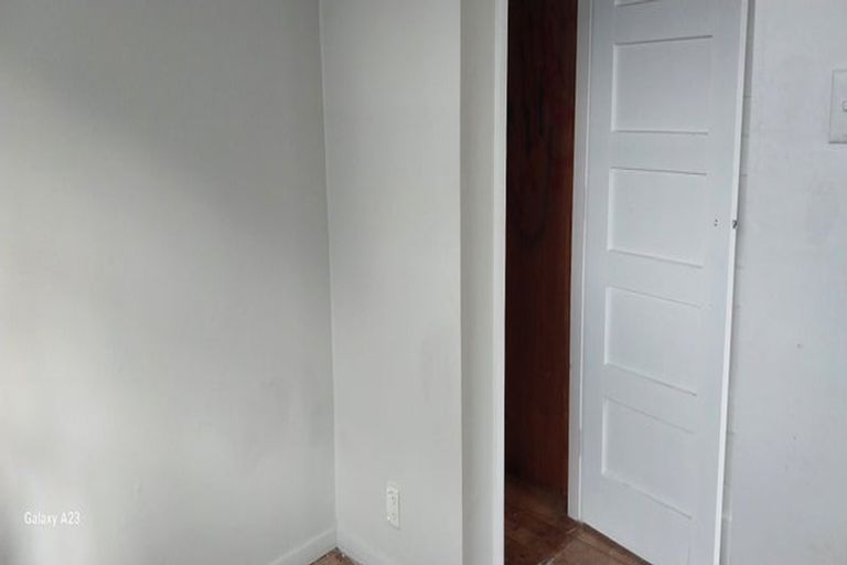 Photo of property in 4 Bertram Grove, Naenae, Lower Hutt, 5011