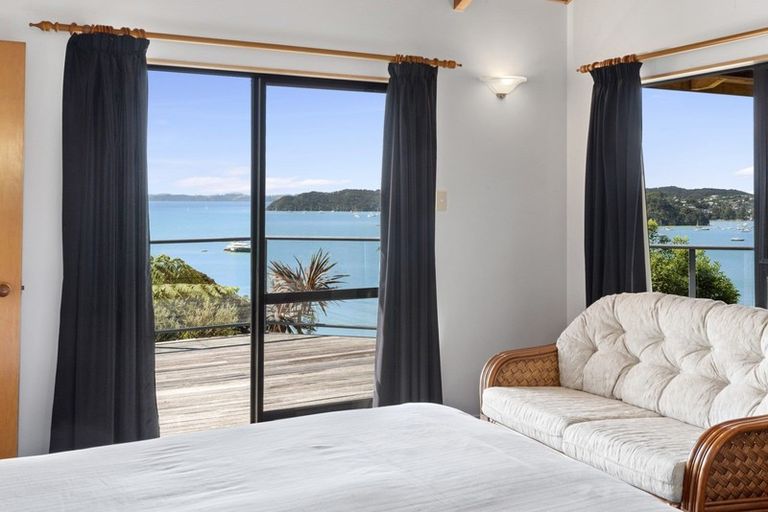 Photo of property in 8 Kaha Place, Russell, 0272