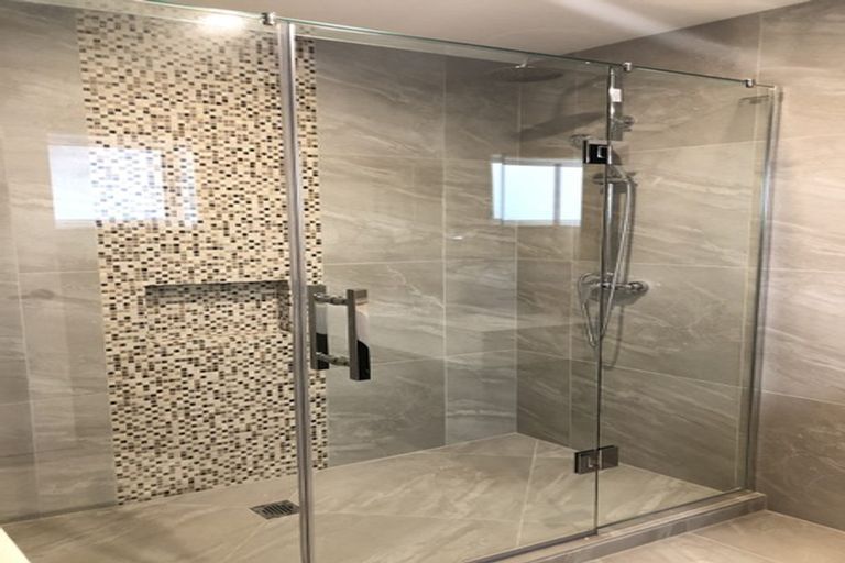 Photo of property in 25 Bevyn Street, Castor Bay, Auckland, 0620