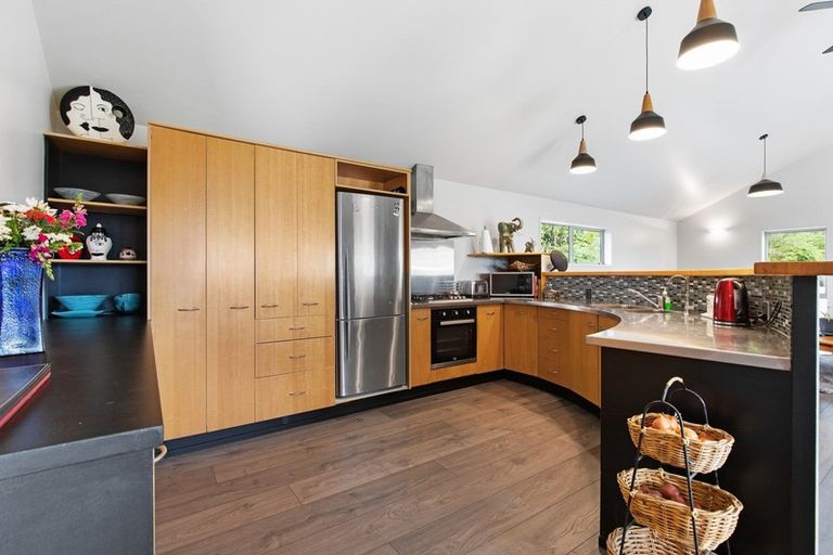 Photo of property in 233 Maungatawhiri Road, Raglan, 3295