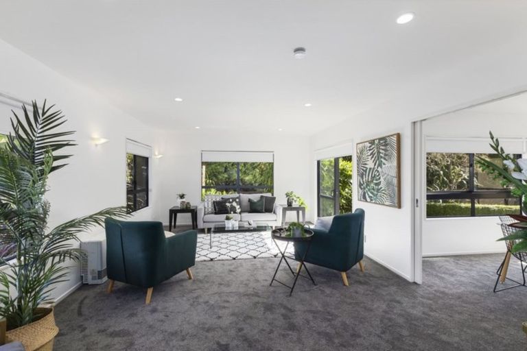 Photo of property in 12 Arahiwi Grove, Tirohanga, Lower Hutt, 5010