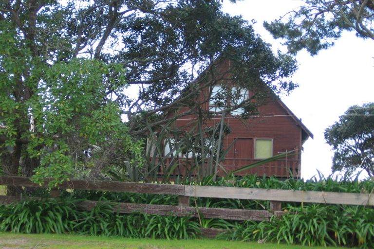 Photo of property in 230 Mangakahia Drive, Whangapoua, Coromandel, 3582
